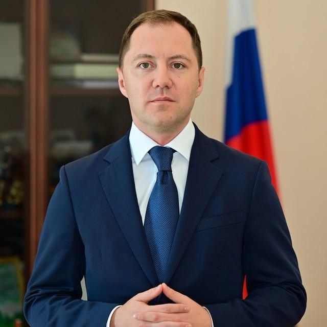 Поздравляем с днем рождения министра здравоохранения Республики Башкортостан!