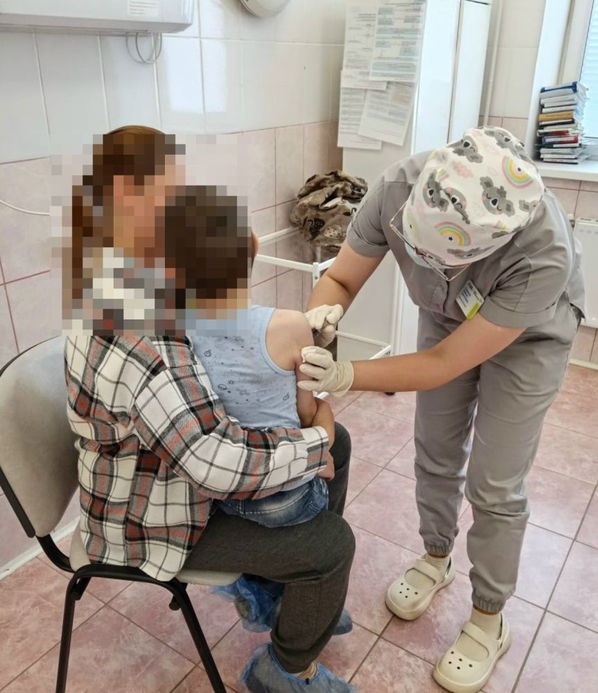 В детской поликлинике продолжается вакцинация против сезонного гриппа