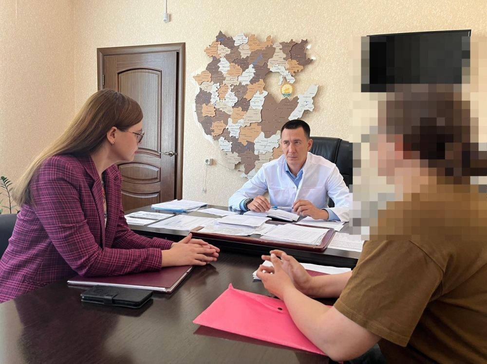 Сегодня еженедельный приём граждан провел главный врача Вадим Галяутдинов