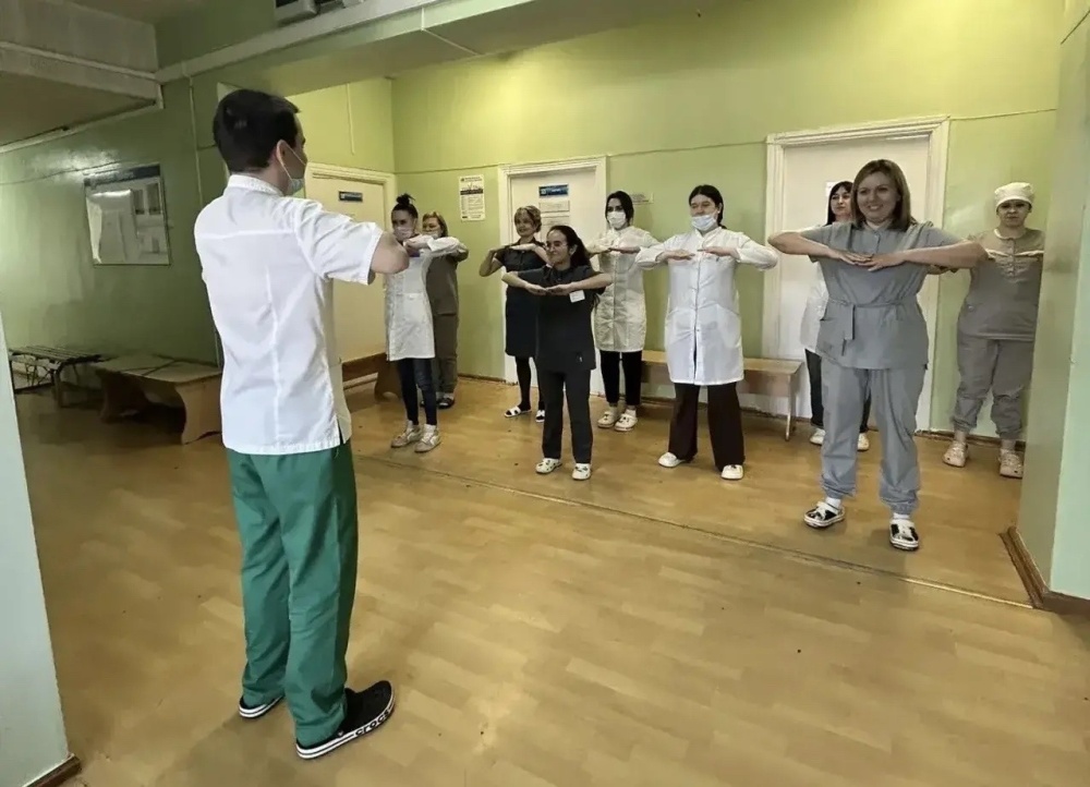 Знаете, кто заряжает энергией коллег и пациентов?